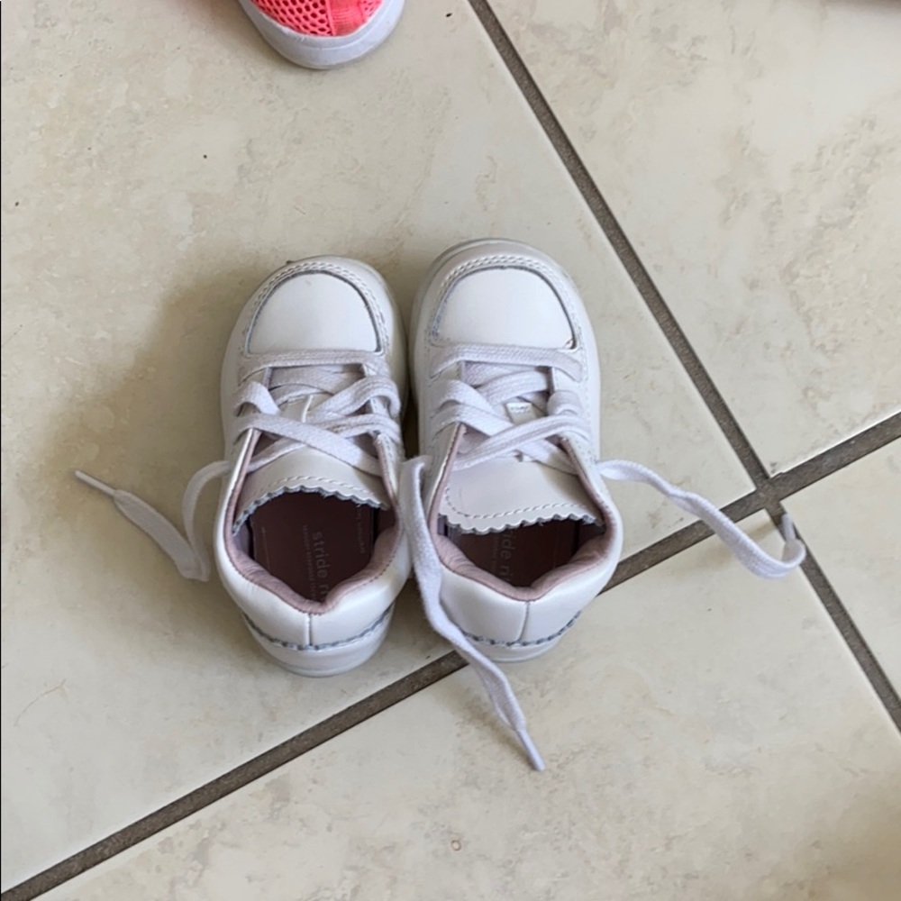 baby/toddler shoes